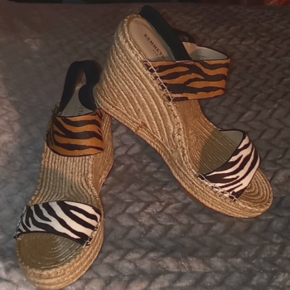 Kenneth Cole wedge sandal